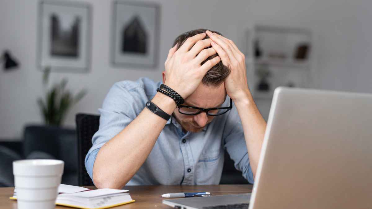 Veelgemaakte fouten bij btw berekenen: ondernemer met administratie