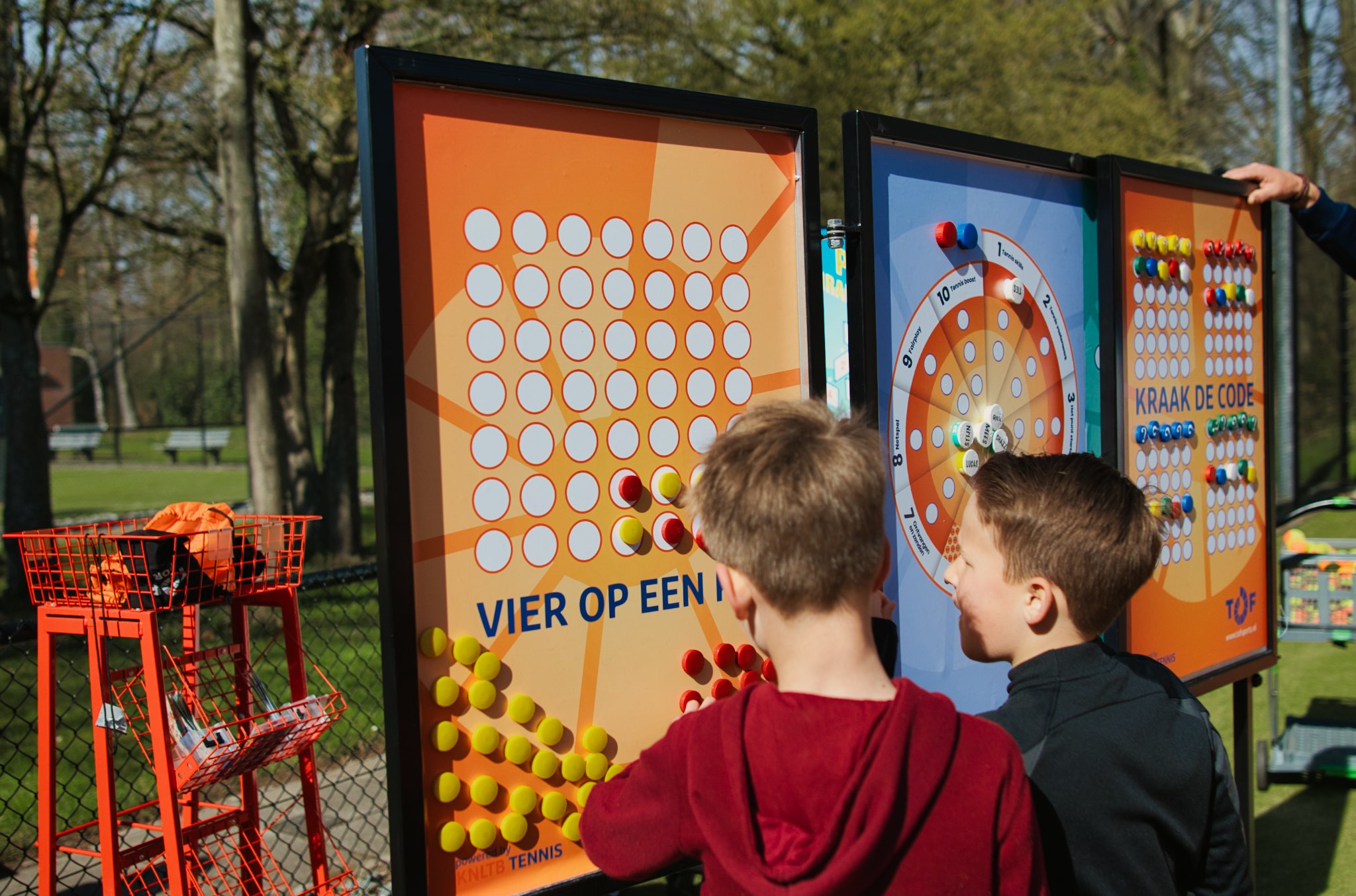 VIER OP EEN RIJ — In gebruik